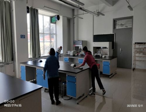精细管理筑安全，严谨促研育英才——动物医学学院每周实验室常规检查巡查纪实
